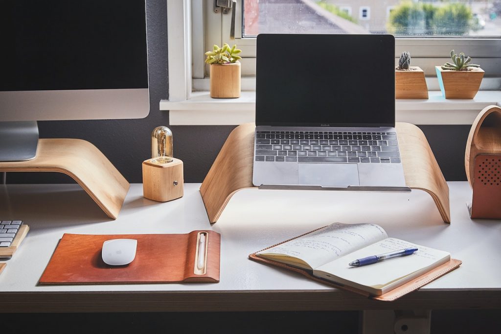 How to Set Up a Home Office: Tips and Tricks for Maximizing Your Productivity – Tech Basics 